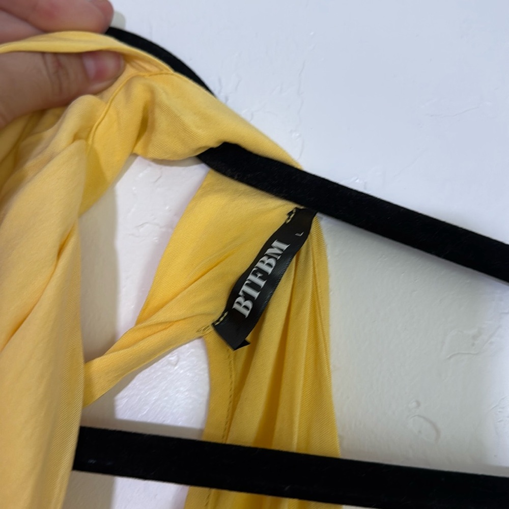 Chic Yellow Backless Dress - Picture 2 of 4